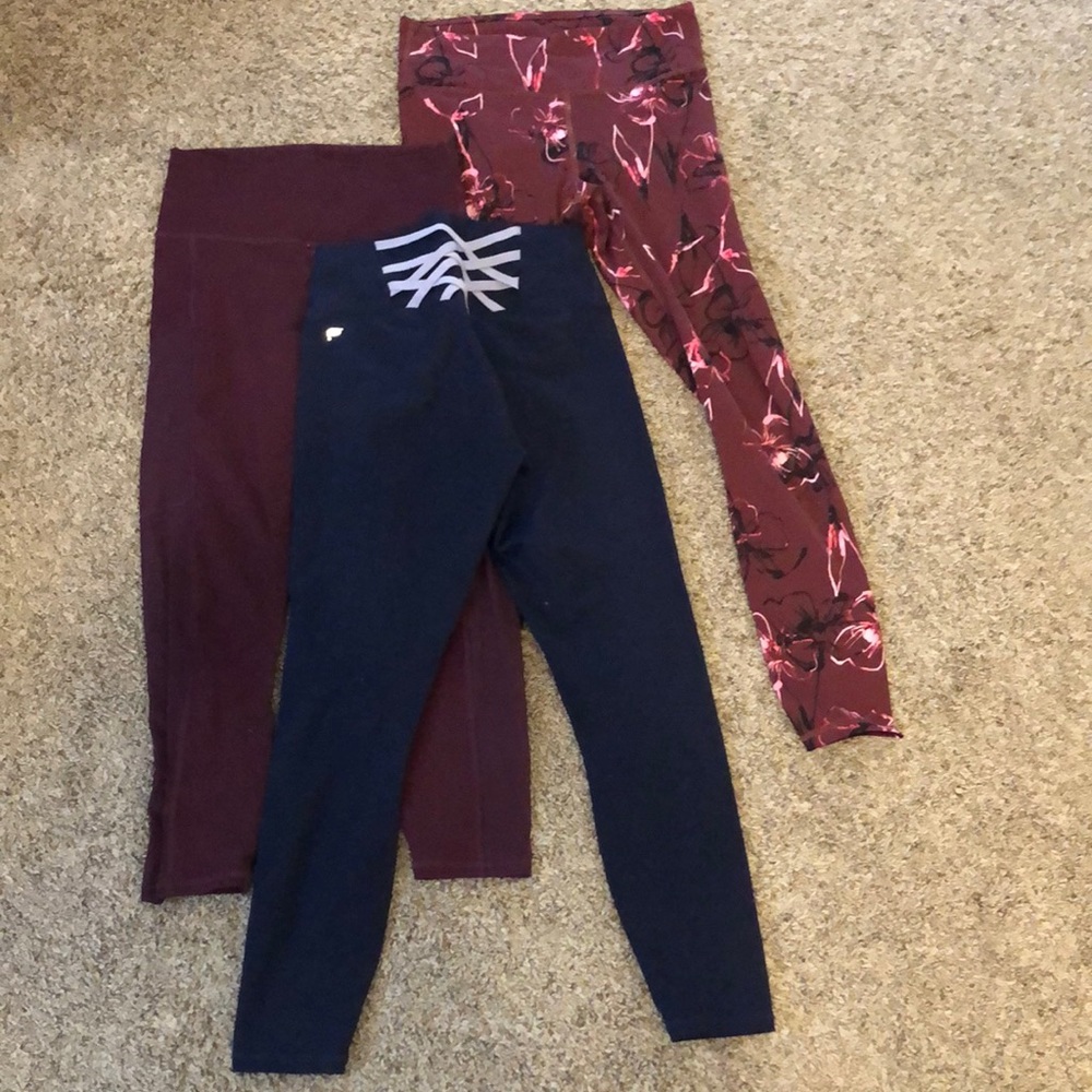 3 pairs of XS Fabletics leggings